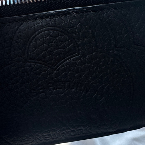 Tiffany & Co. Black Embossed Leather Card Holder - return to Tiffany - Picture 10 of 10